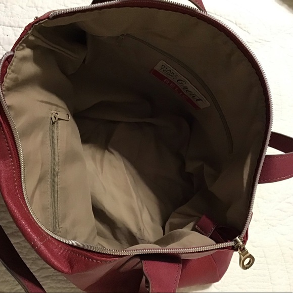 Relic red handbag - Picture 3 of 3